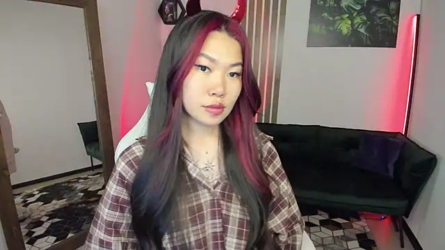 LunaPurrr's Live XXX Chat