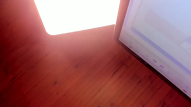 Khaimmi Live XXX-chat