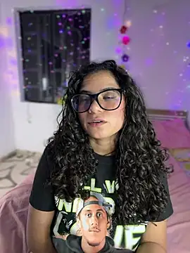 Simone_Miller Chat XXX live