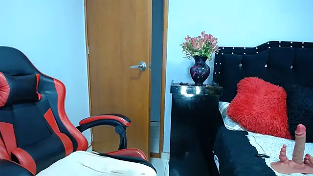 Ursulawhite69's Live XXX Chat