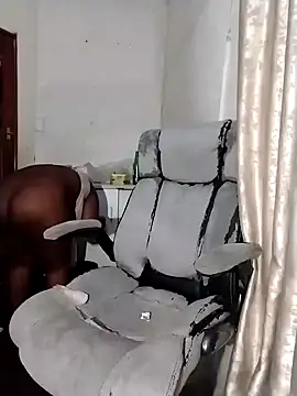 Damm_Bobbies 现场XXX聊天