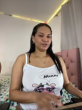 Marc_and_Emma1 Chat XXX in diretta