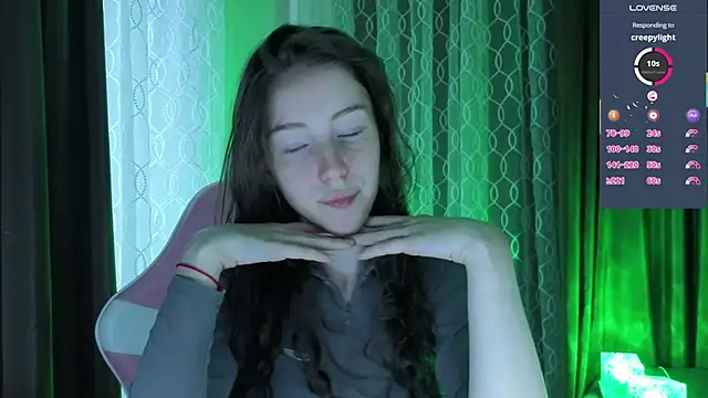 eskatmi Chat XXX live