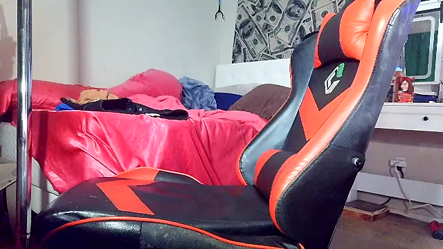 sugahfreeee Adlı Modelin Canlı XXX Sohbeti