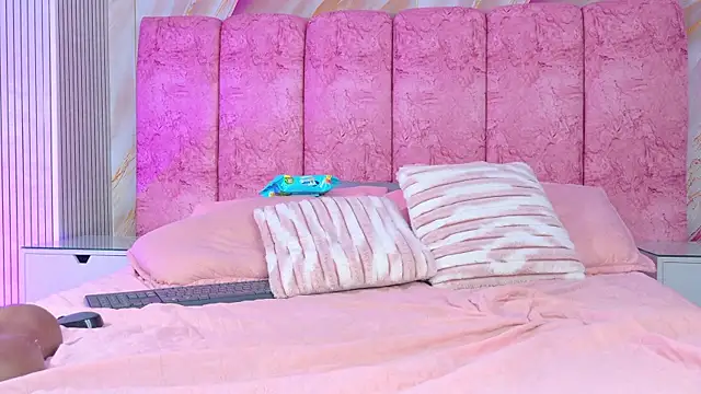 emmacurvy Live XXX-chat