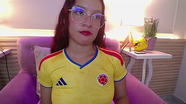 Chatroom XXX en direct de BrianaGaging