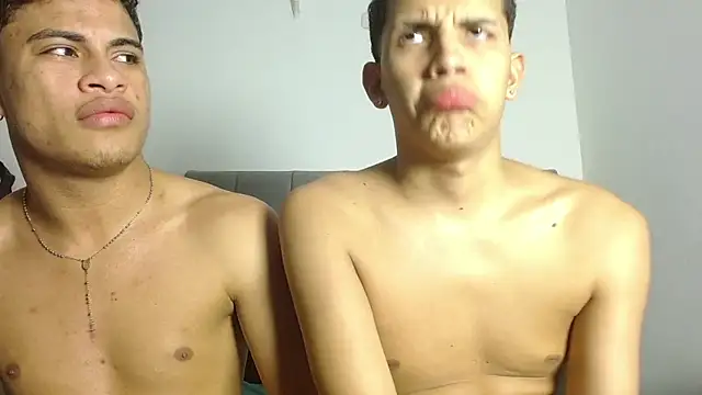 Jose_And_Danieln Live XXX chat