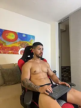Ezzio_Scolaro 라이브 XXX 채팅