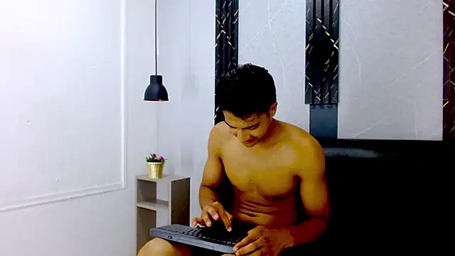 MaxWyatt_ Live XXX-chat