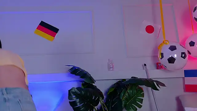 ZoeyPetit 现场XXX聊天