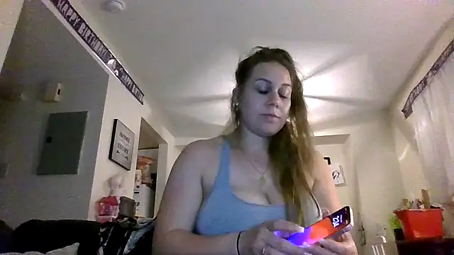 Chatroom XXX en direct de thedevinemama