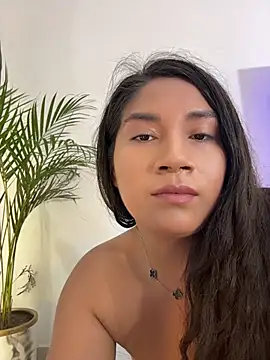 Chat XXX en directo de Catalina16_