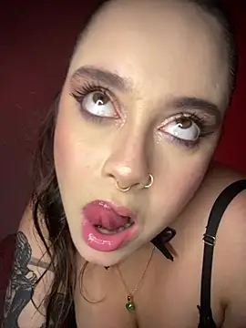 Chatroom XXX en direct de PutaYasmim