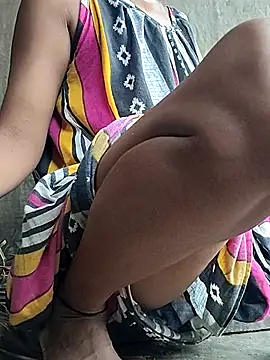 Sweet-runi লাইভ XXX চ্যাট