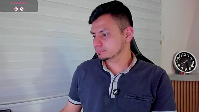 Rick_Adams live XXX chat