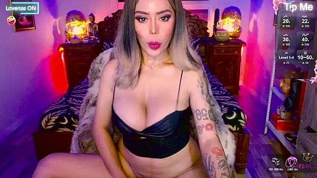 _QueenGoddess_ live XXX chat