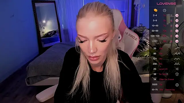 AnyaTaylor_ élő XXX-chatje