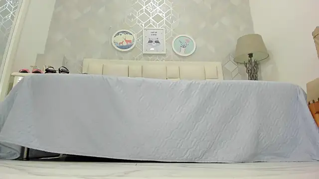 naia_cox Adlı Modelin Canlı XXX Sohbeti