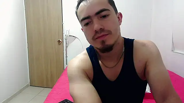TouchDaddy4 Live XXX Chat