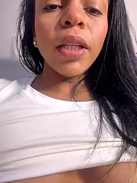 צ'אט XXX בשידור חי של Charly_