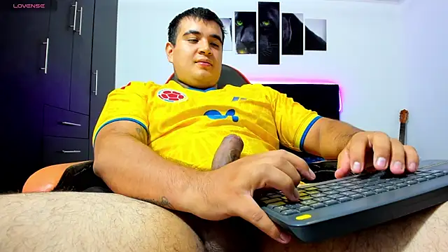 XXX chat uživo modela thiago__cp01