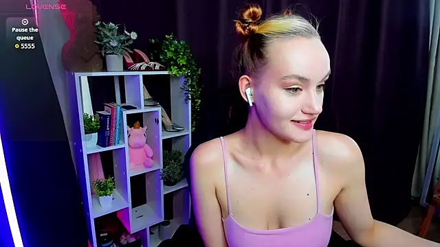 Ida_FaneStain Chat XXX in diretta