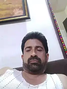 XxX_KING30 Adlı Modelin Canlı XXX Sohbeti