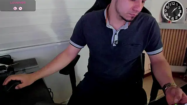 Czat XXX na żywo – Rick_Adams