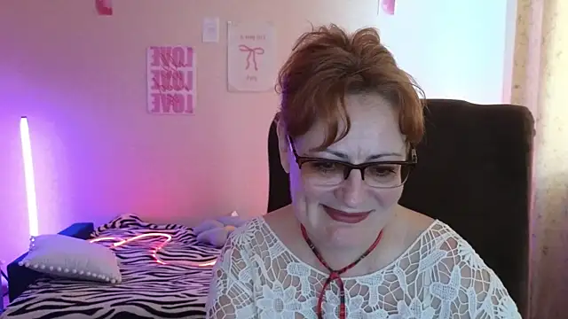 Chat +18 de Jasmine_Tv ao vivo