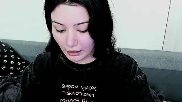 دردشة Dark_Moni الجنسية المباشرة