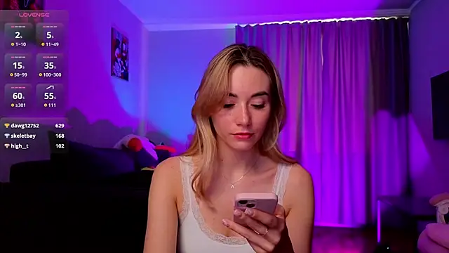 Rosie_MacのライブXXXチャット