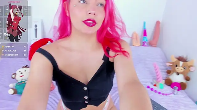 Cloee_Lovee Live XXX-Chat