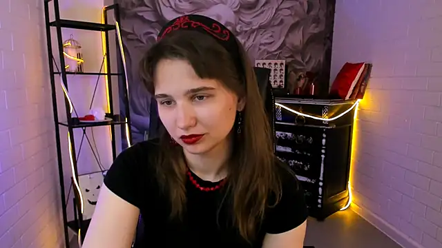 TessaMill – Naživo XXX chat