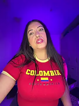 Chat XXX ao vivo de cami_ortiz__