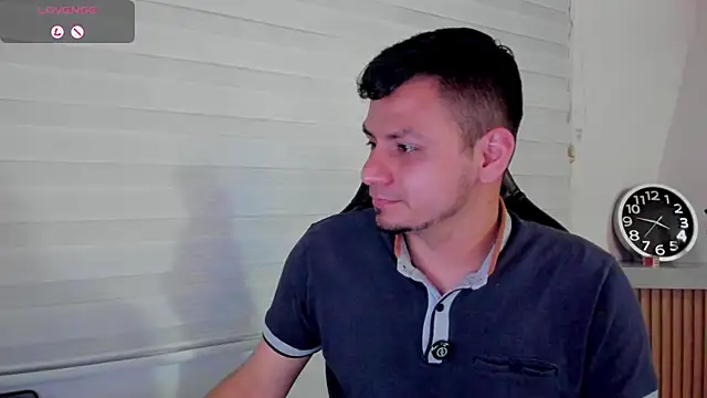 Rick_Adams Live XXX-Chat