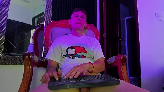 XXX chat uživo modela Robinlion91