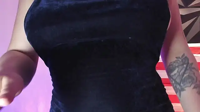 Chat +18 de megan_whitee__ ao vivo