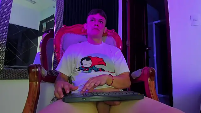 Онлайн чат XXX Robinlion91