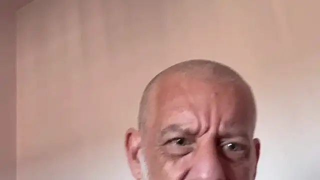 PierPesaroX Chat XXX in diretta