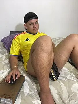 XXX chat uživo modela boy_jasson