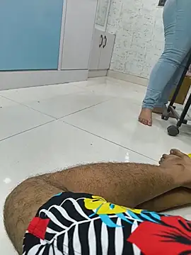 Chat XXX ao vivo de BuxomCutie