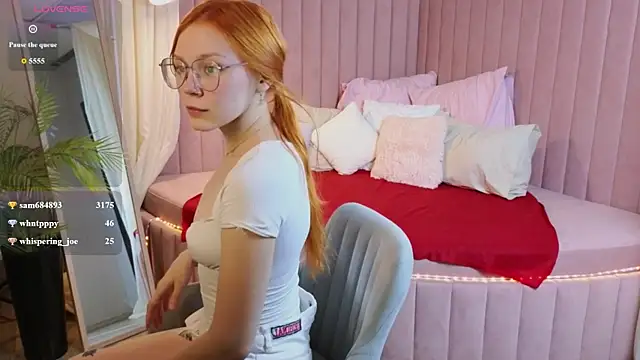 memymee_'s Live XXX Chat