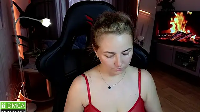 Živý XXX chat Mira_Mermayd