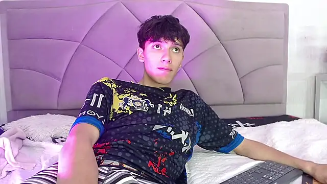Show de ethan_twink22 na webcam