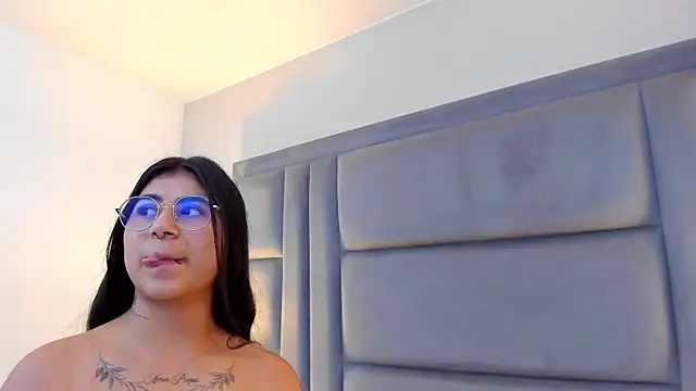 ScarletJons – Naživo XXX chat