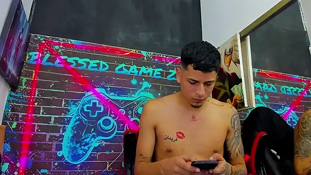 Chat XXX ao vivo de Golldens_Dreamss