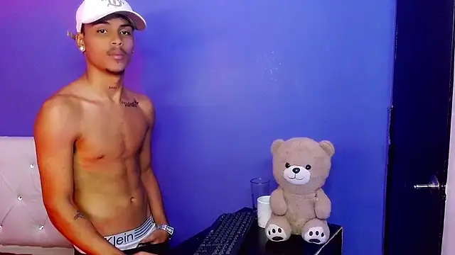 Angel_foxc13 现场XXX聊天