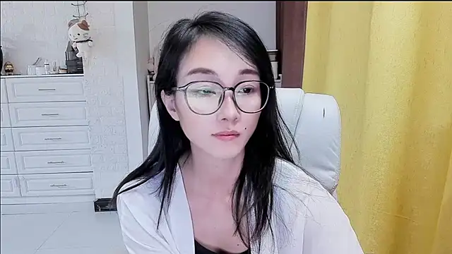 NIAN-ern Live XXX chat