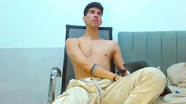 Chat XXX en directo de jhony-sex
