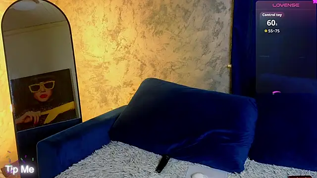 Chat +18 de _YourSubmissive_ ao vivo